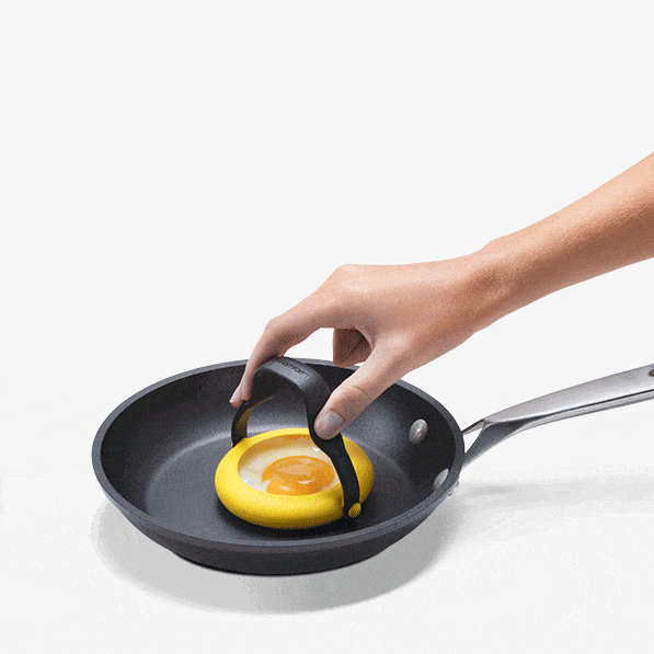 Dreamfarm Flegg Flip, Lift & Serve Over-Easy Eggs with Ease